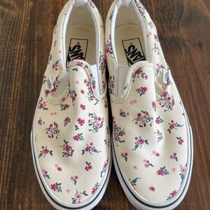 Vans-floral print.